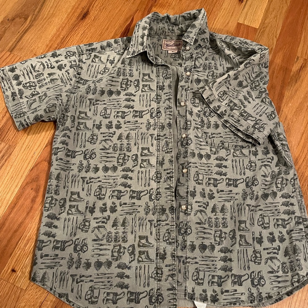 Mens Woolrich rugged outerwear short sleeve button up.